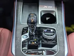 2022 BMW X5 30Li M, чёрный — фото 29