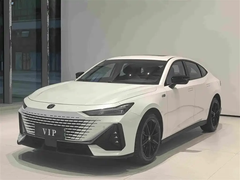 2023 Changan UNI-V iDD PHEV 1.5T 113km