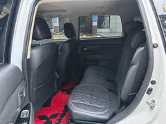 2020 Mitsubishi Outlander 2.0L 2WD 7, белый — фото 6