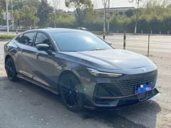 2022 Changan UNI-V 1.5T Sport — фото 3