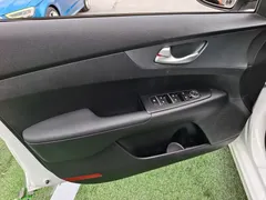 2021 Kia Cerato 1.5L CVT Youth, белый — фото 8