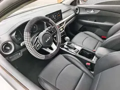 2021 Kia Cerato 1.5L CVT Youth, белый — фото 11