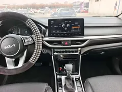2021 Kia Cerato 1.5L CVT Youth, белый — фото 13