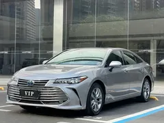 2019 Toyota Avalon Hybrid 2.5L Luxury — фото 1