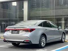 2019 Toyota Avalon Hybrid 2.5L Luxury — фото 8