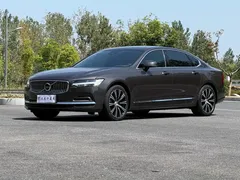 2022 Volvo S90 — фото 1