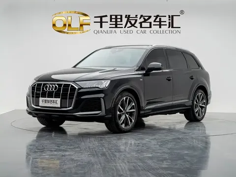 2021 Audi Q7 55 TFSI quattro S line