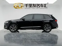 2021 Audi Q7 55 TFSI quattro S line, чёрный — фото 7