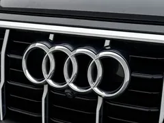 2021 Audi Q7 55 TFSI quattro S line, чёрный — фото 21