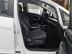 2021 Geely Vision X3 1.5L MT, белый — фото 8