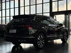 2023 Volkswagen Tiguan L 330TSI AT 2WD R-Line, чёрный — фото 11