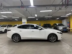 2022 Mazda 3 2.0L AT, белый — фото 5