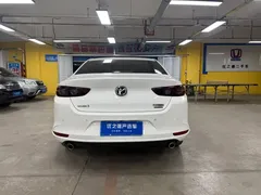 2022 Mazda 3 2.0L AT, белый — фото 7