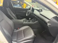 2022 Mazda 3 2.0L AT, белый — фото 11