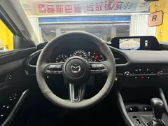 2022 Mazda 3 2.0L AT, белый — фото 13