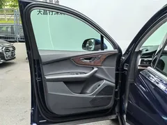 2021 Audi Q7 45 TFSI quattro S line, синий — фото 10