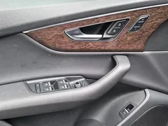 2021 Audi Q7 45 TFSI quattro S line, синий — фото 15