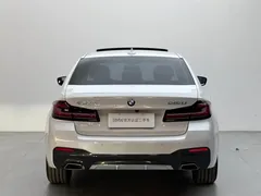 2021 BMW 5 Series 5 525Li M, белый — фото 5