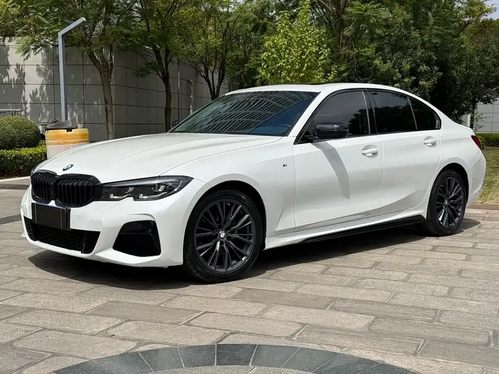 2022 BMW 3 Series 3 325i M
