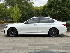 2022 BMW 3 Series 3 325i M, белый — фото 32