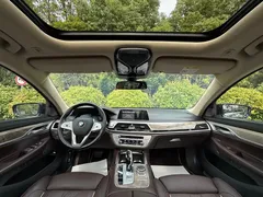 2021 BMW 7 Series 740Li Leading Luxury Package, чёрный — фото 11
