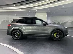 2023 Porsche Cayenne E-Hybrid 2.0T PHEV — фото 3