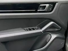 2023 Porsche Cayenne E-Hybrid 2.0T PHEV — фото 5