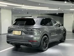 2023 Porsche Cayenne E-Hybrid 2.0T PHEV — фото 14