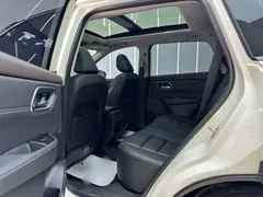 2021 Nissan X-Trail VC-Turbo 300 CVT 2WD Luxury, белый — фото 17