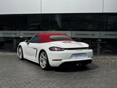 2020 Porsche 718 Boxster 2.0T, белый — фото 5