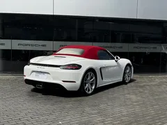 2020 Porsche 718 Boxster 2.0T, белый — фото 7