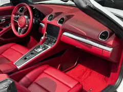 2020 Porsche 718 Boxster 2.0T, белый — фото 11