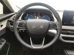 2023 Hongqi E-QM5 620km PLUS, чёрный — фото 15