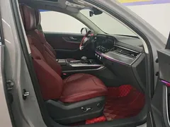 2023 Hongqi HS5 2.0T 4WD Pro — фото 8