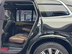 2023 Volvo XC90 B5 Luxury 5-seat, чёрный — фото 9