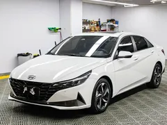 2022 Hyundai Elantra 1.5L CVT LUX Premium, белый — фото 1