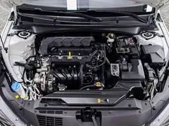 2022 Hyundai Elantra 1.5L CVT LUX Premium, белый — фото 18