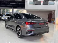 2022 Audi A3L Limousine 35 TFSI — фото 4