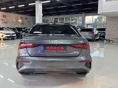 2022 Audi A3L Limousine 35 TFSI — фото 5