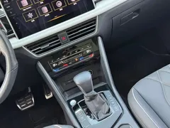 2022 Volkswagen Tiguan L 330TSI AT 2WD R-Line, белый — фото 8