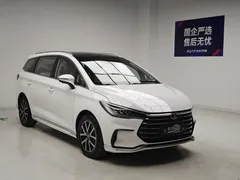 2022 BYD MAX DM-i 105KM, белый — фото 3