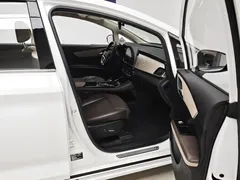 2022 BYD MAX DM-i 105KM, белый — фото 11