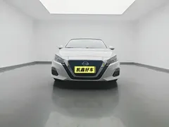 2021 Nissan Teana 2.0L XL Comfort, белый — фото 2