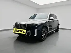 2023 BMW X5 30Li Premium M Sport Package, чёрный — фото 1