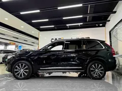 2021 Volvo XC90 B6 Luxury 7, чёрный — фото 4
