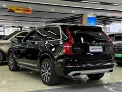 2021 Volvo XC90 B6 Luxury 7, чёрный — фото 7