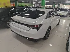 2021 Hyundai Elantra 1.5L CVT GLX Elite, белый — фото 7
