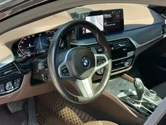 2022 BMW 5 Series 5 530Li xDrive M, чёрный — фото 6