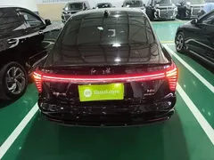 2025 Hongqi H5 PHEV 130, чёрный — фото 6
