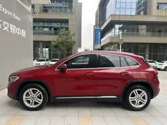 2022 Mercedes-Benz GLA 200 — фото 3